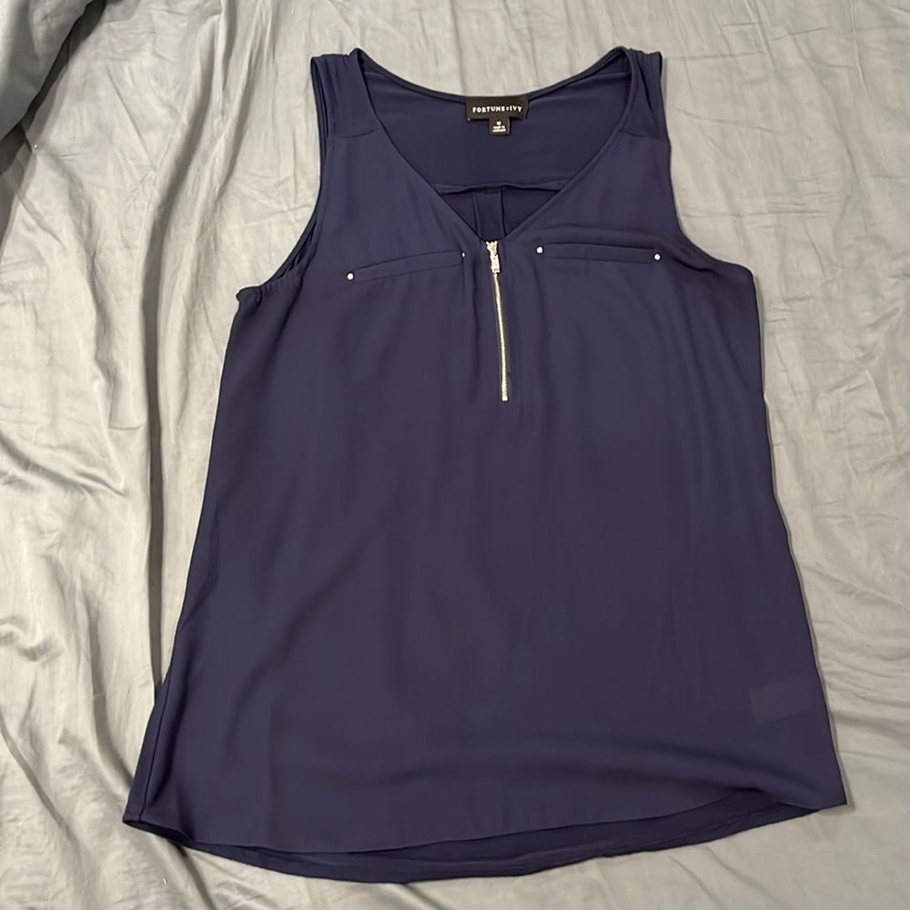 Sleeveless blouse